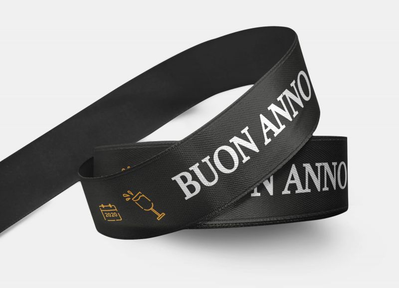 Per la festa piu chic dell’anno regalati questo nastro e stupisci tutti i tuoi amici